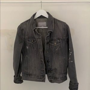 Gray Old Navy Jean Jacket